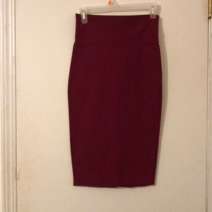 Maroon pencil skirt